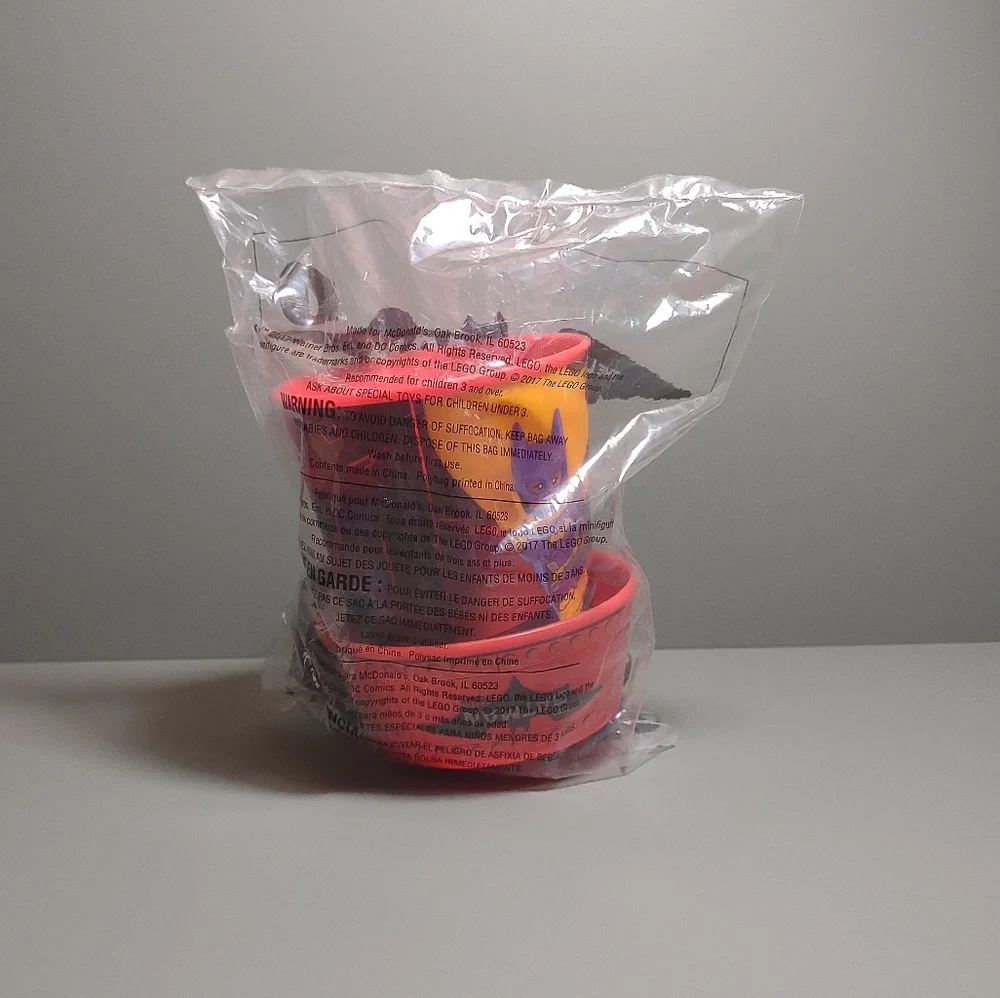 McDonald’s The Lego Batman Movie Red Cup and lid with Batgirl 2017 Happy Meal - Picture 2 of 7
